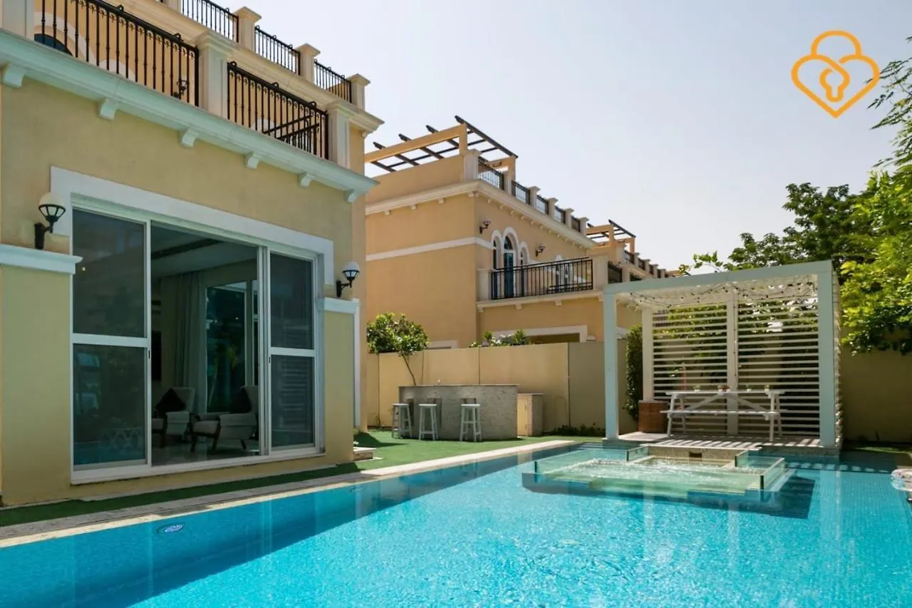 Keysplease 4 Bed Villa Jacuzzi & Pool Jumeirah Park Dubaj